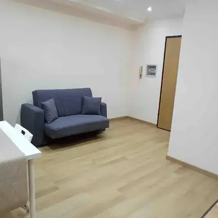 Roomors Of - Business District 2